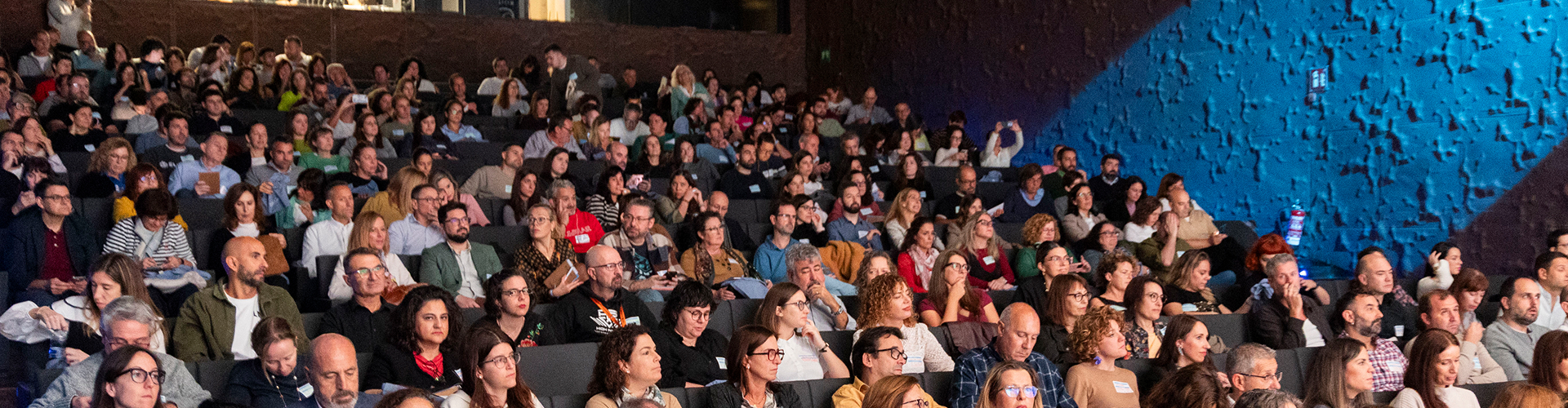 Mesa redonda con centros de referencia en La Básica en red 2025